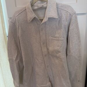 Aritzia TNA Cozy Fleece Boyfriend shirt in Light Gray